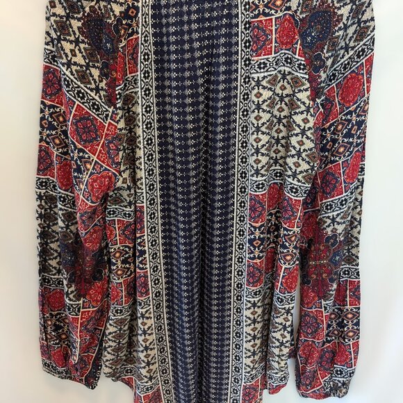 Design Recipe Long Puff Sleeve Keyhole Blouse - Picture 5 of 6